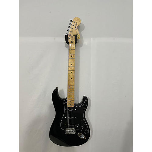 Squier Used Squier Vintage Modified 70s Stratocaster Black Solid Body Electric Guitar Black