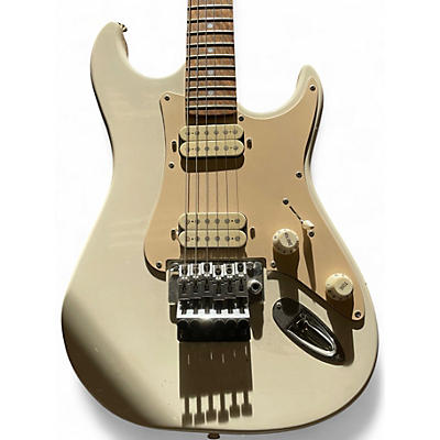 Used Squire  STAGEMASTER White Solid Body Electric Guitar