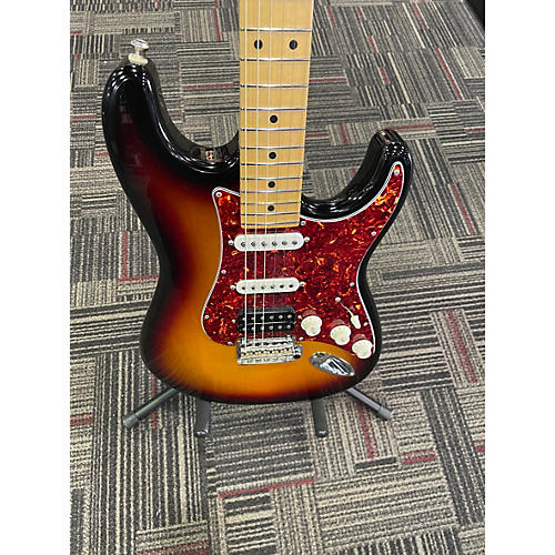 Suhr Used Suhr Classic S 3 Color Sunburst Solid Body Electric Guitar 3 Color Sunburst