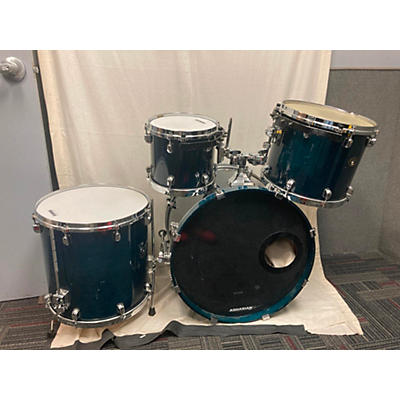 TAMA Used TAMA 4 piece Starclassic Performer Blue Drum Kit