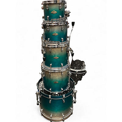 Used TAMA Starclassic Walnut/Birch 5pc Blue Sapphire Drum Kit