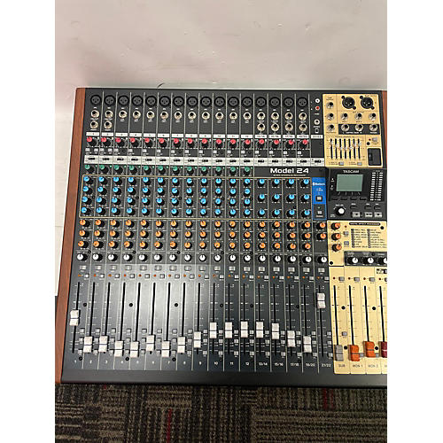 Tascam Used TASCAM Model 24 Powered Mixer