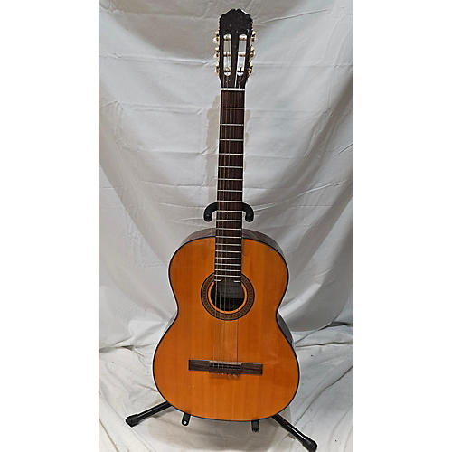 Takamine Used Takamine G124 Natural Classical Acoustic Guitar Natural