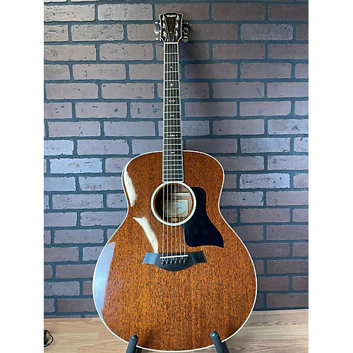 Taylor Used Taylor 526E Natural Acoustic Electric Guitar Natural