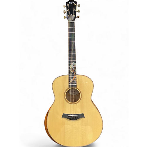 Taylor Used Taylor Custom GO Natural Acoustic Electric Guitar Natural