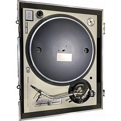 Technics Used Technics SL1200M3D Turntable