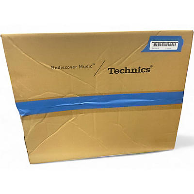 Used Technics SL1200MK7 USB Turntable