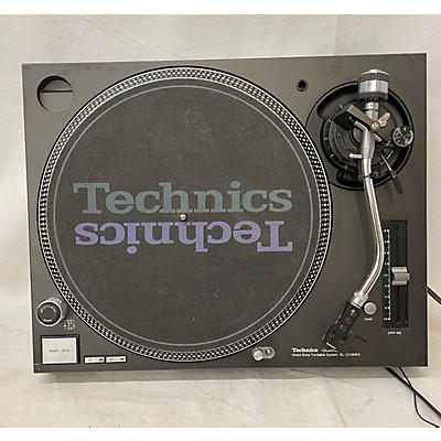 Technics Used Technics SL1210MK5 Turntable