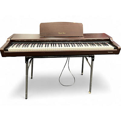 Technics Used Technics SX-PX201M Digital Piano