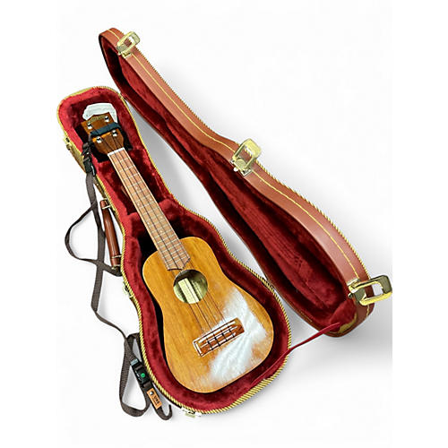 Used T&k Ceniza Natural Ukulele Natural