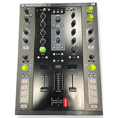 Used Traktor KONTROL Z2 DJ Mixer