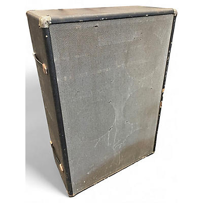 Used Traynor YC-610 Bass Cabinet