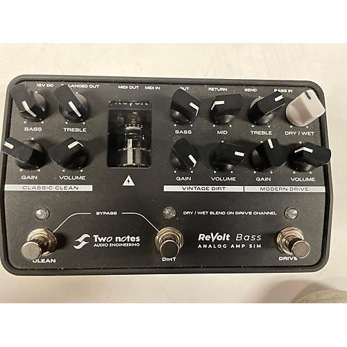 Two Notes AUDIO ENGINEERING Used Two Notes AUDIO ENGINEERING REVOLT BASS ANALOG AMP SIM Effect Pedal