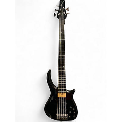 Used U.S. Masters Magnus Black Electric Bass Guitar