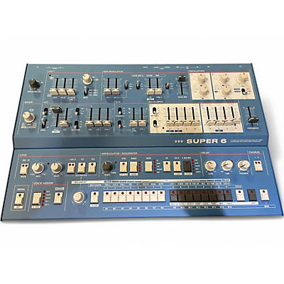Used Udo SUPER 6 Synthesizer