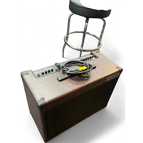 Used Ultra Sound  pro200 Acoustic Guitar Combo Amp