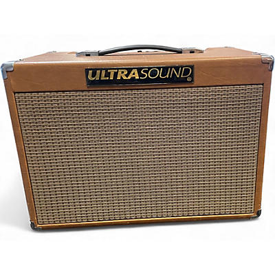 Used Ultrasound DS4 Acoustic Guitar Combo Amp