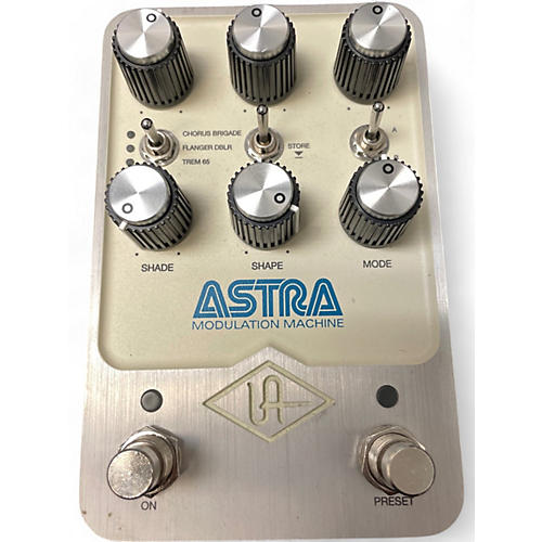 Universal Audio Used Universal Audio Astra Modulation Machine Effect Pedal