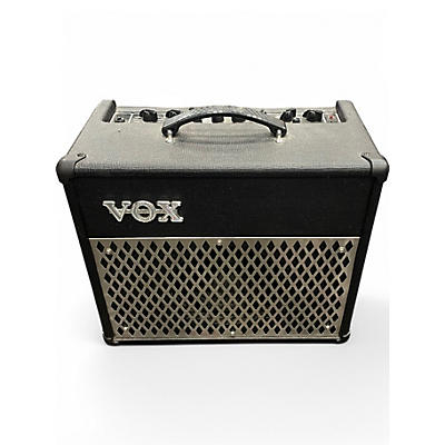 Used VOX DA15 Guitar Combo Amp