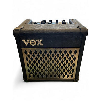 Used VOX DA5 Battery Powered Amp