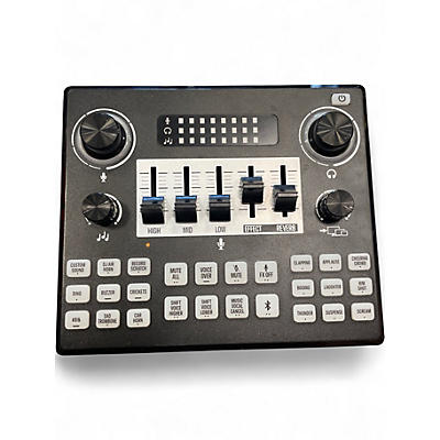 Used Vivitar VIVADMIX Powered Mixer