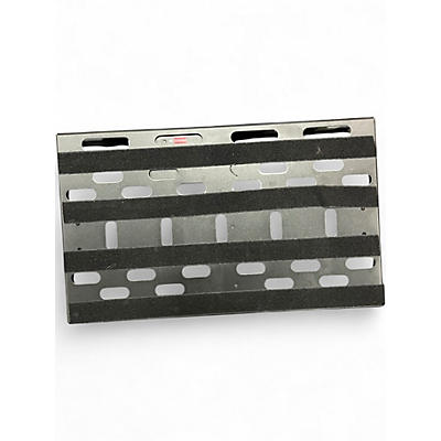 Used Voodoo Lab DINGBAT MEDIUM Pedal Board