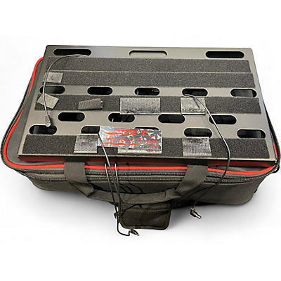 Used Voodoo Lab Dingbat Small EX Pedal Board