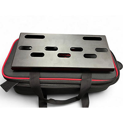 Used Voodoo Lab Dingbat Tiny With Power X4 Pedal Board