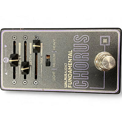Used Walrus Audio FUNDAMENTAL CHORUS Effect Pedal