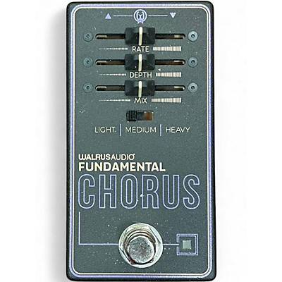 Used Walrus Audio FUNDAMENTAL CHORUS Effect Pedal