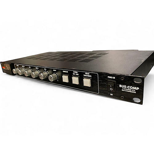 Used Warm Audio Bus-Comp Compressor
