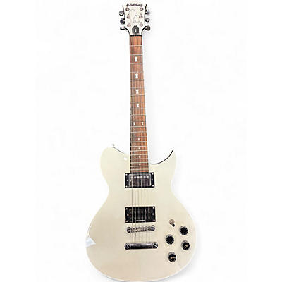 Used Washburn WI26 White Solid Body Electric Guitar