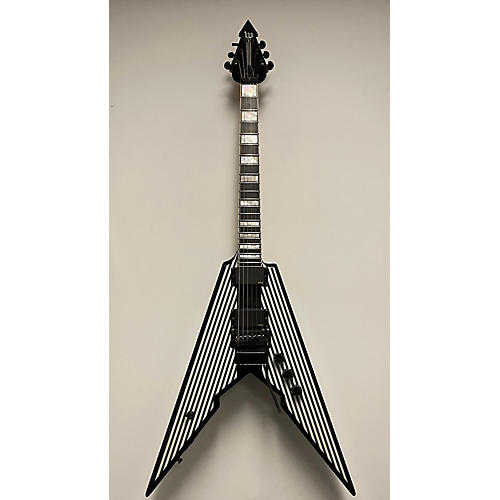 Wylde Audio Used Wylde Audio Viking V Black With Silver Pinstripes Solid Body Electric Guitar Black with Silver Pinstripes