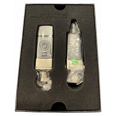 Used Xvive Dynamic Microphone Wireless System Handheld Wireless System