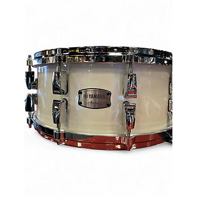 Used Yamaha 14X5.5 Absolute Snare Alpine White Drum