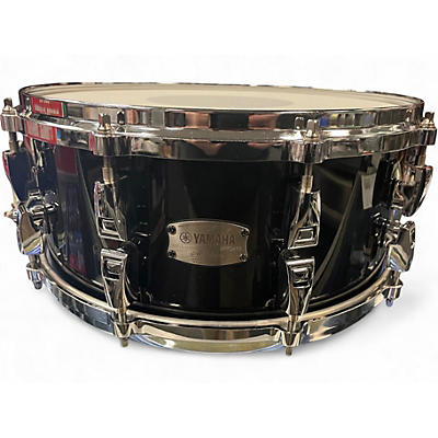 Used Yamaha 14X6 Absolute Hybrid Maple Snare Black Drum