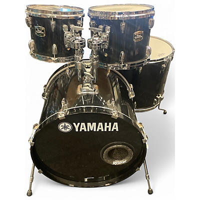 Used Yamaha 4 Piece Tour Custom piano black Drum Kit