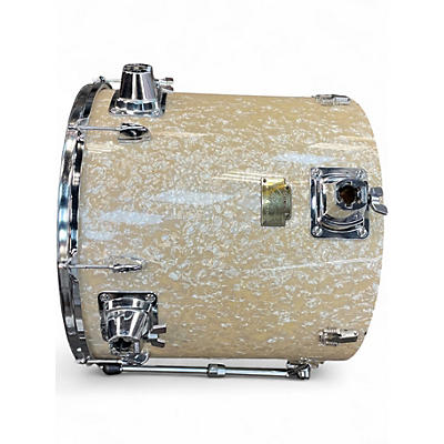 Used Yamaha 4 Piece hipgig  Classic White Drum Kit