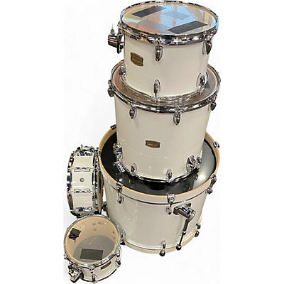 Yamaha Used Yamaha 5 Piece Stage Custom White Drum Kit