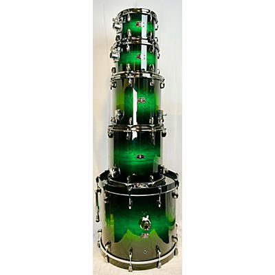 Yamaha Used Yamaha 5 piece Live Custom GREEN FADE Drum Kit