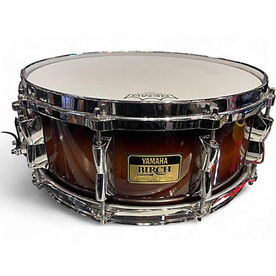 Used Yamaha  5.5X14 BIRCH CUSTOM BSD 095 2 Color Sunburst Drum