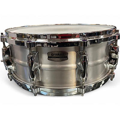 Used Yamaha 5.5X14 Recording Custom Aluminum Snare Black Drum