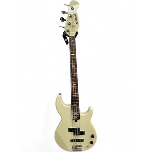 Yamaha Used Yamaha BB414 Cream Electric Bass Guitar Cream