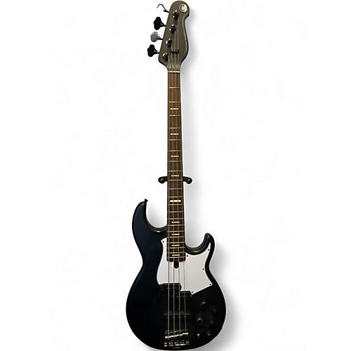 Used Yamaha Broadbass Black and White Electric Bass Guitar Black and White