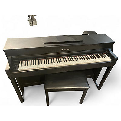 Used Yamaha CLP-535 Digital Piano