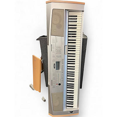 Used Yamaha DGX-500 Keyboard Workstation