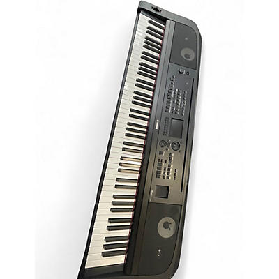 Used Yamaha DGX-670 Keyboard Workstation