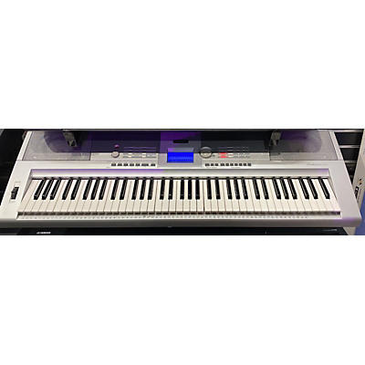 Yamaha Used Yamaha DGX205 Arranger Keyboard