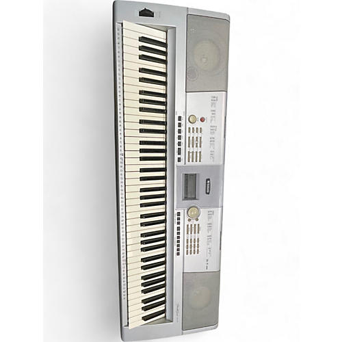 Yamaha Used Yamaha DGX205 Keyboard Workstation