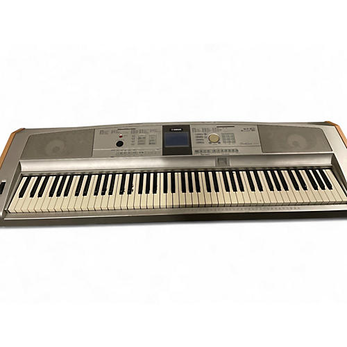 Yamaha Used Yamaha DGX505 Portable Keyboard